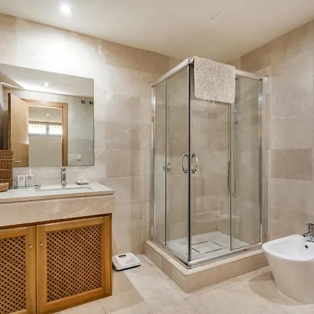 Townhouse With Great Sea Views In Riviera Del Sol Malaga