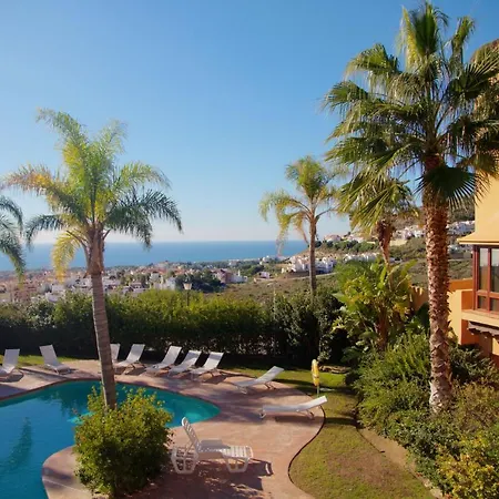 Townhouse With Great Sea Views In Riviera Del Sol *